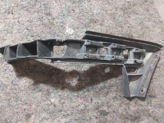 bontott VW TOURAN Jobb hátsó Oldal Lökhárító Tartó (Műanyag)