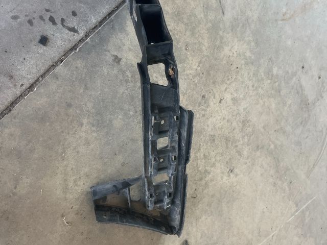 bontott VW TOURAN Jobb hátsó Oldal Lökhárító Tartó (Műanyag)