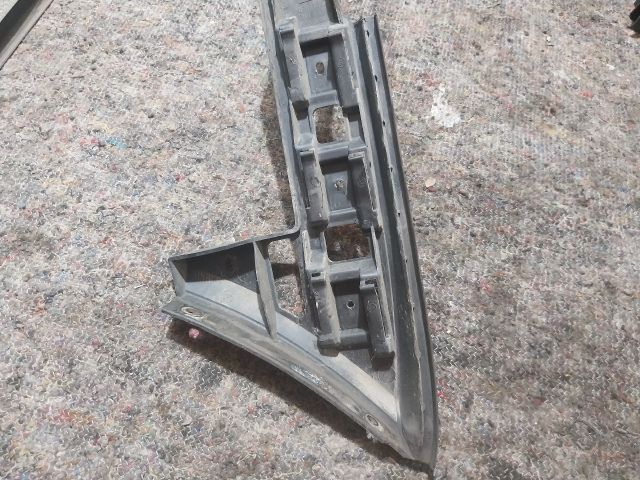 bontott VW TOURAN Jobb hátsó Oldal Lökhárító Tartó (Műanyag)