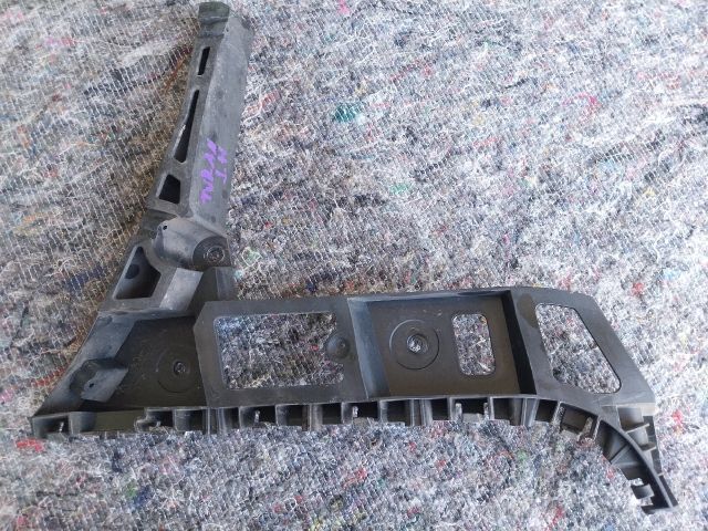 bontott VW TOURAN Jobb hátsó Oldal Lökhárító Tartó (Műanyag)