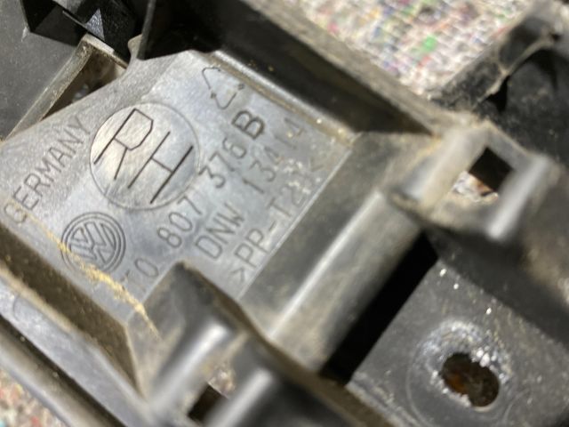 bontott VW TOURAN Jobb hátsó Oldal Lökhárító Tartó (Műanyag)