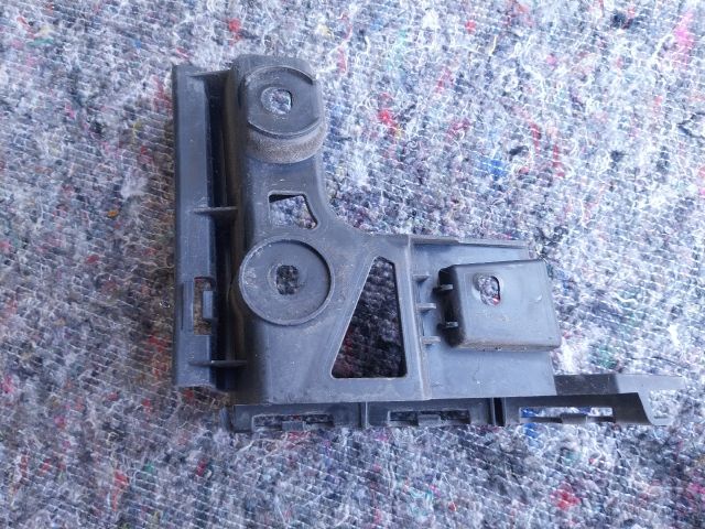 bontott VW TOURAN Jobb hátsó Oldal Lökhárító Tartó (Műanyag)