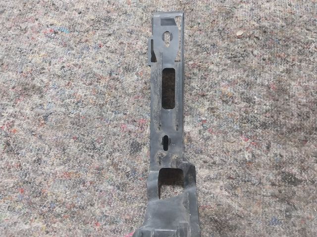 bontott VW TOURAN Jobb hátsó Oldal Lökhárító Tartó (Műanyag)