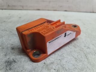 bontott VW TOURAN Jobb hátsó Oldal Ütközés Érzékelő