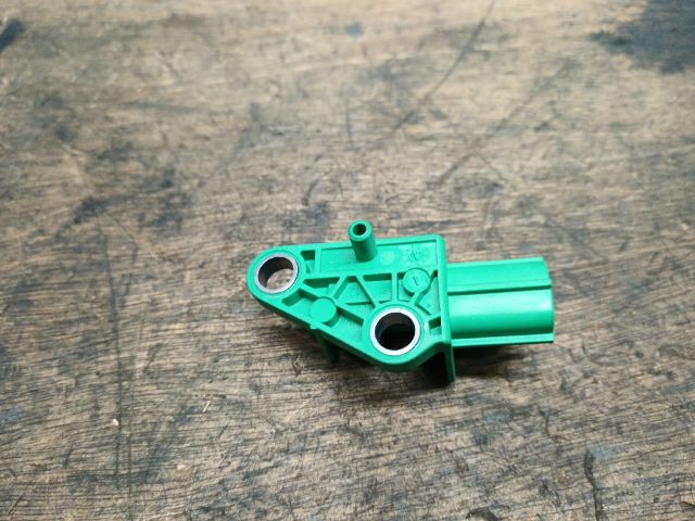 bontott VW TOURAN Jobb hátsó Oldal Ütközés Érzékelő