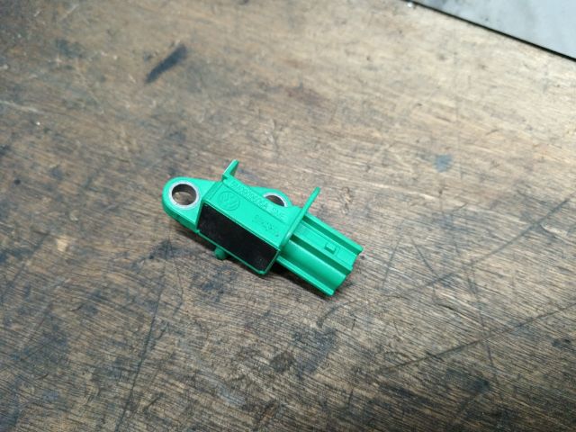 bontott VW TOURAN Jobb hátsó Oldal Ütközés Érzékelő