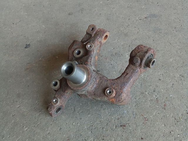 bontott VW TOURAN Jobb hátsó Tengelycsonk