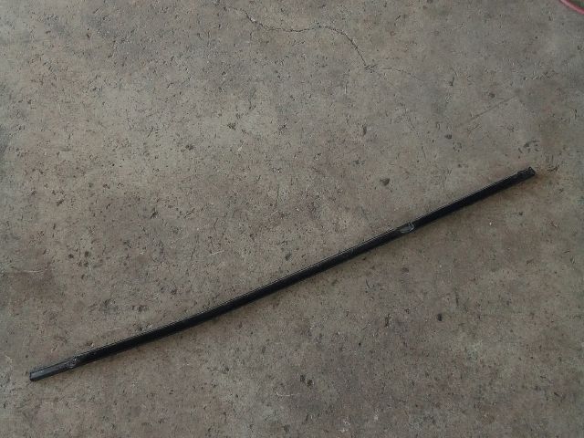 bontott VW TOURAN Jobb hátsó Vízlehúzó Gumicsík