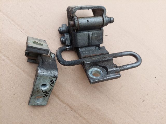 bontott VW TOURAN Jobb hátsó Zsanér