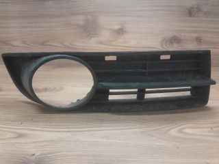 bontott VW TOURAN Jobb Ködfényszóró Lámpakeret