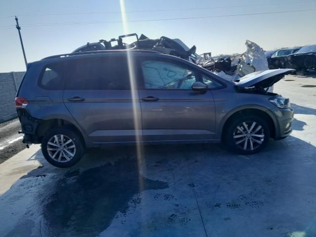 bontott VW TOURAN Jobb Ködfényszóró