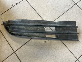 bontott VW TOURAN Jobb Ködlámpa Rács