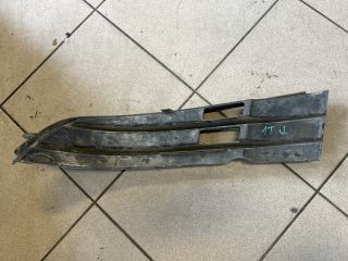 bontott VW TOURAN Jobb Ködlámpa Rács