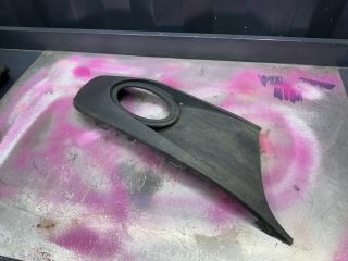 bontott VW TOURAN Jobb Ködlámpa Rács