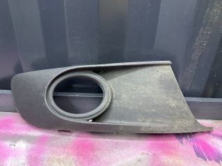 bontott VW TOURAN Jobb Ködlámpa Rács