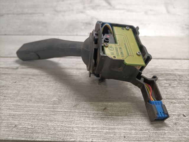 bontott VW TOURAN Jobb Kormánykapcsoló Ablaktörlő