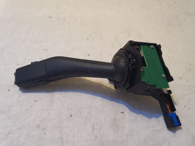 bontott VW TOURAN Jobb Kormánykapcsoló Ablaktörlő