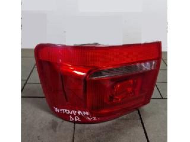 bontott VW TOURAN Jobb Külső Hátsó Lámpa