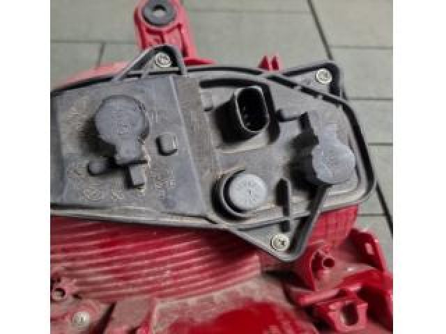 bontott VW TOURAN Jobb Külső Hátsó Lámpa