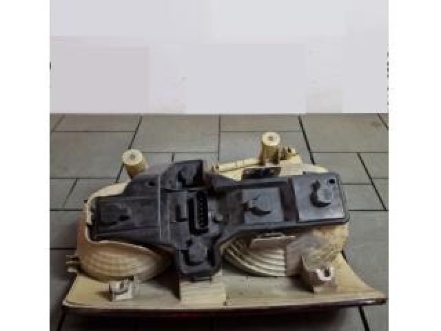 bontott VW TOURAN Jobb Külső Hátsó Lámpa