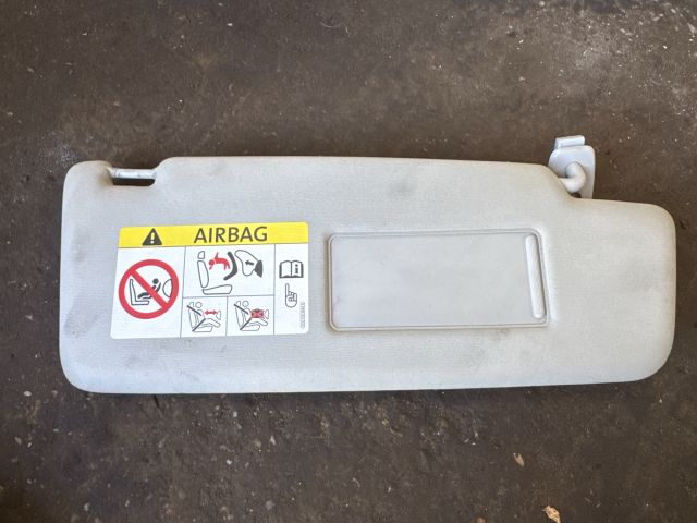 bontott VW TOURAN Jobb Napellenző