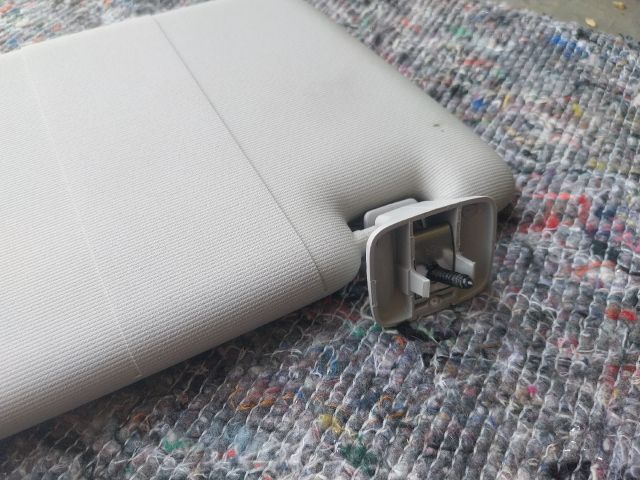 bontott VW TOURAN Jobb Napellenző