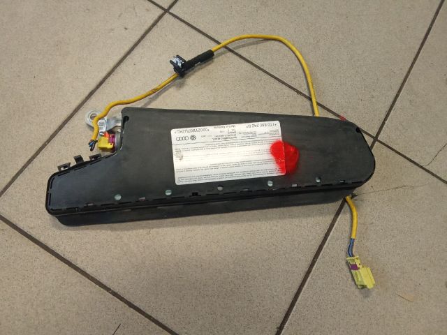 bontott VW TOURAN Jobb Oldallégzsák