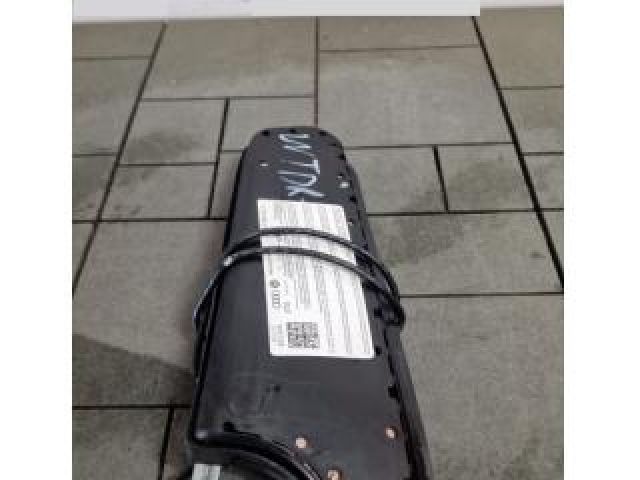 bontott VW TOURAN Jobb Oldallégzsák