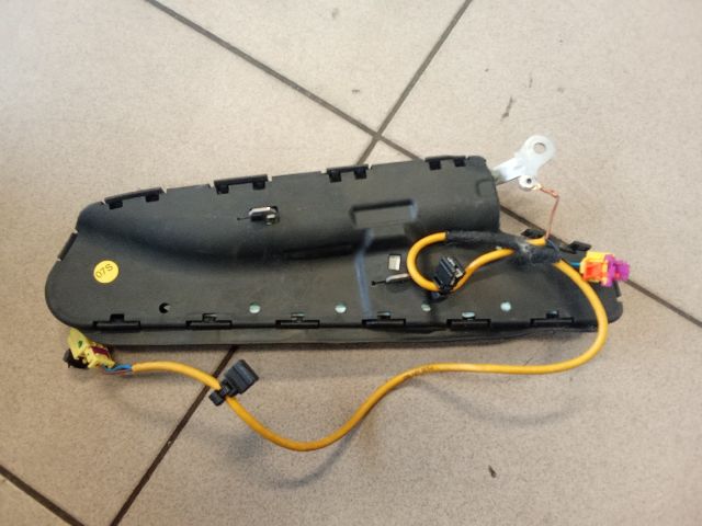 bontott VW TOURAN Jobb Oldallégzsák