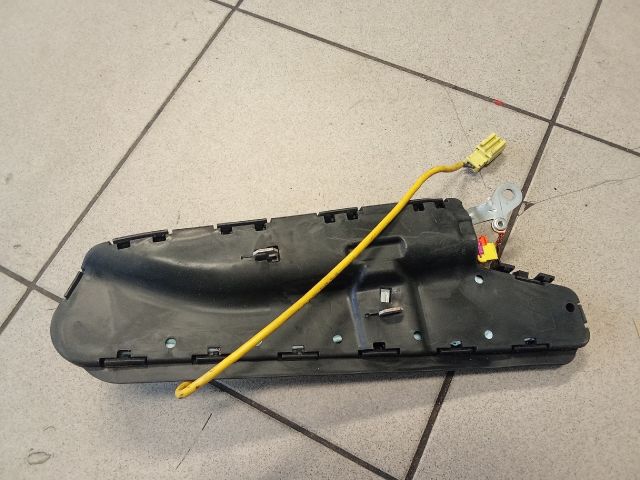 bontott VW TOURAN Jobb Oldallégzsák