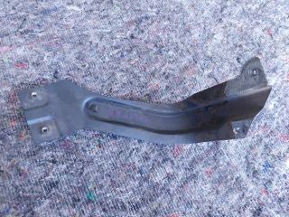 bontott VW TOURAN Jobb Sárvédő Oldaltartó