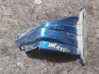 bontott VW TOURAN Jobb Sárvédő Oldaltartó