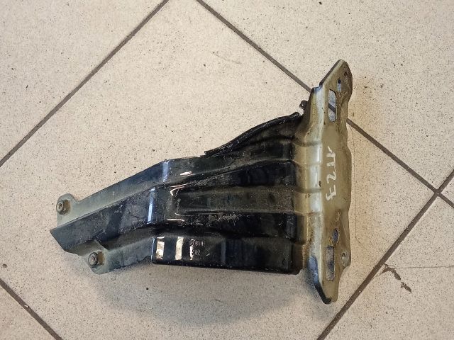 bontott VW TOURAN Jobb Sárvédő Oldaltartó