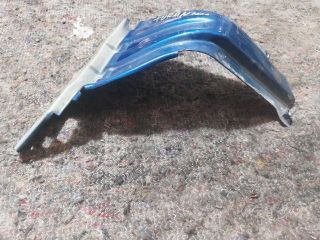 bontott VW TOURAN Jobb Sárvédő Oldaltartó