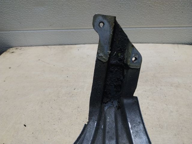 bontott VW TOURAN Jobb Sárvédő Oldaltartó