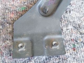 bontott VW TOURAN Jobb Sárvédő Oldaltartó