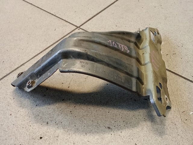 bontott VW TOURAN Jobb Sárvédő Oldaltartó