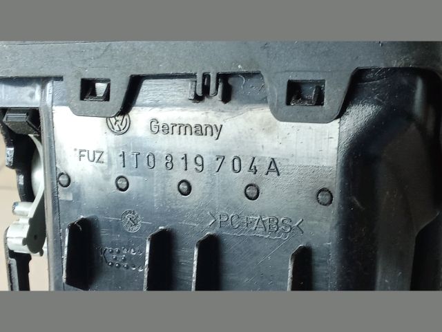 bontott VW TOURAN Jobb Szellőző