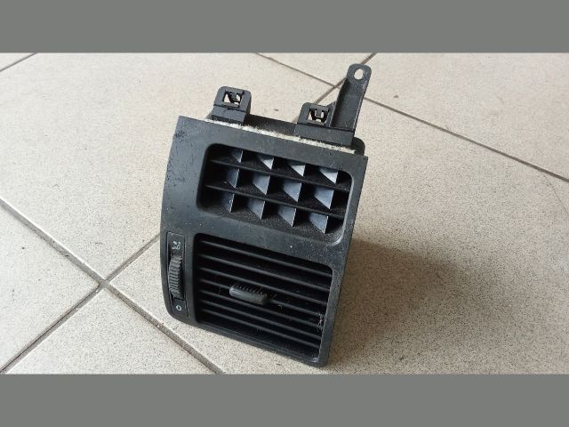 bontott VW TOURAN Jobb Szellőző