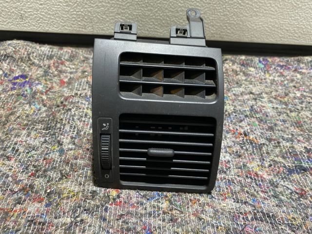 bontott VW TOURAN Jobb Szellőző