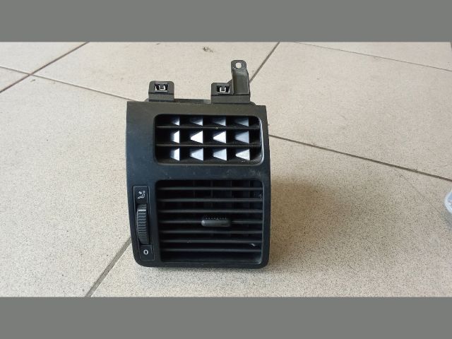 bontott VW TOURAN Jobb Szellőző