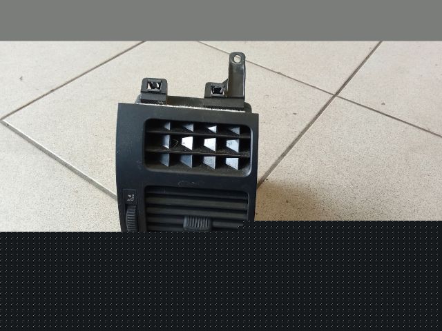 bontott VW TOURAN Jobb Szellőző