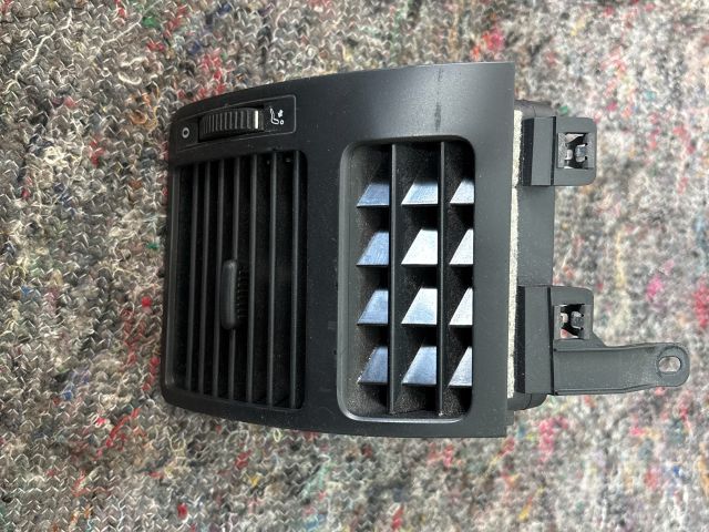 bontott VW TOURAN Jobb Szellőző