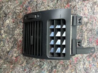 bontott VW TOURAN Jobb Szellőző