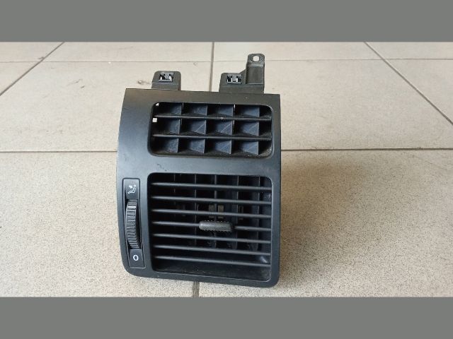 bontott VW TOURAN Jobb Szellőző