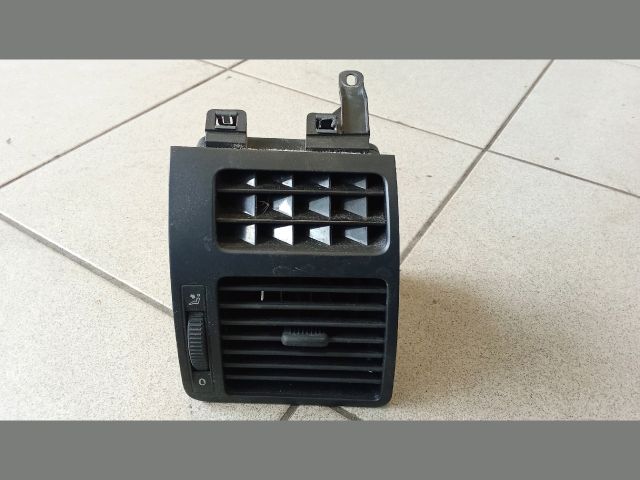 bontott VW TOURAN Jobb Szellőző