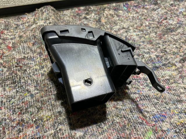 bontott VW TOURAN Jobb Szellőző