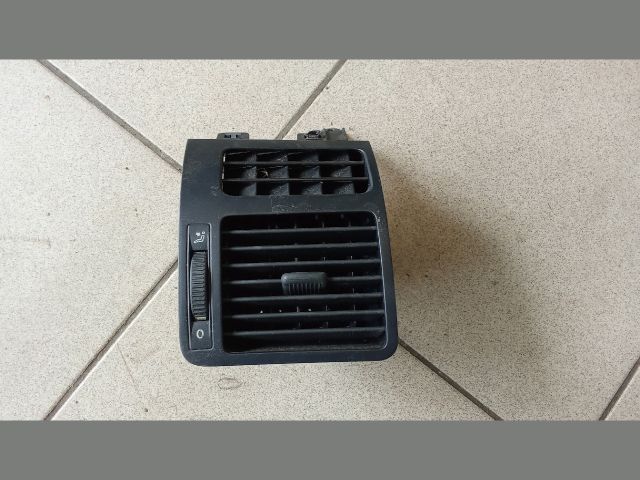 bontott VW TOURAN Jobb Szellőző