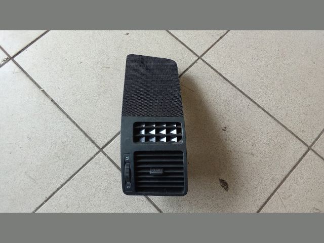 bontott VW TOURAN Jobb Szellőző