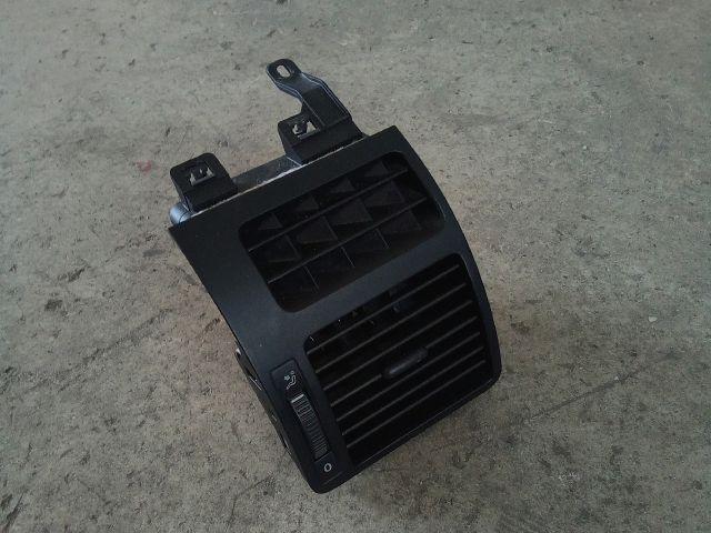 bontott VW TOURAN Jobb Szellőző